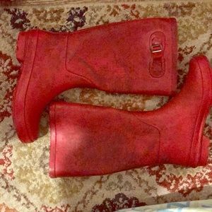 Red rain boots women’s size 8